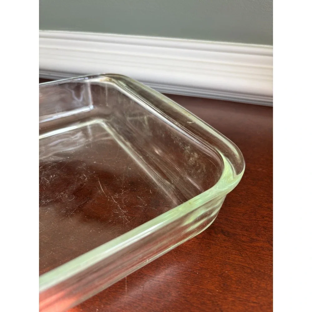Vintage PYREX Baking Dish 233-N Clear